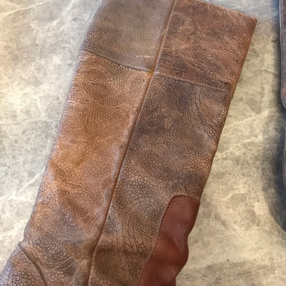 FreeBird knee high boots - Picture 5 of 8